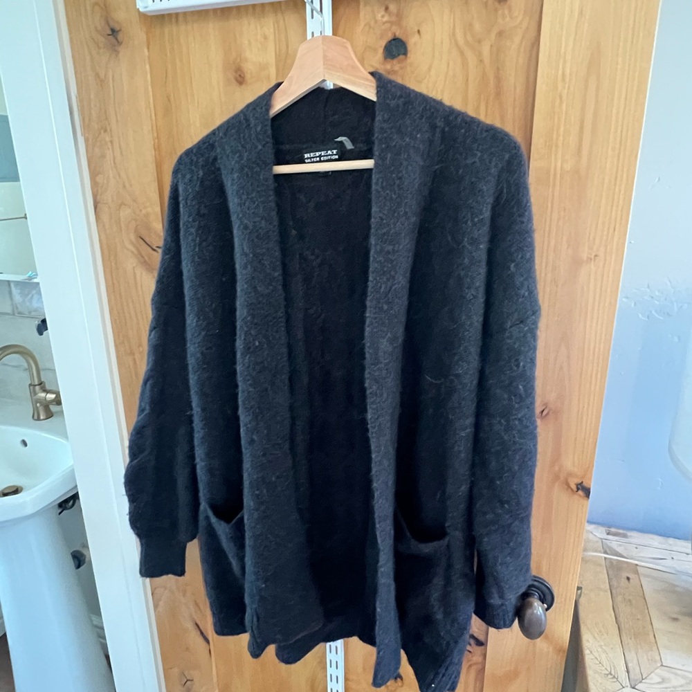 Repeat Cashmere dark grey Cardigan